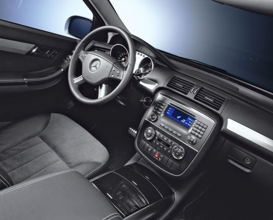  Mercedes-Benz R-Class 2006 года  (фото 158 из 331)